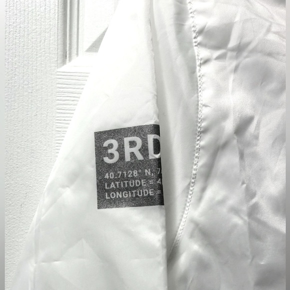 NWOT Urban Heritage White and Black Jacket - Size Youth 14 Women’s 6 or Medium - Picture 8 of 12